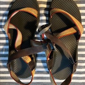 Chaco Womens Size 8